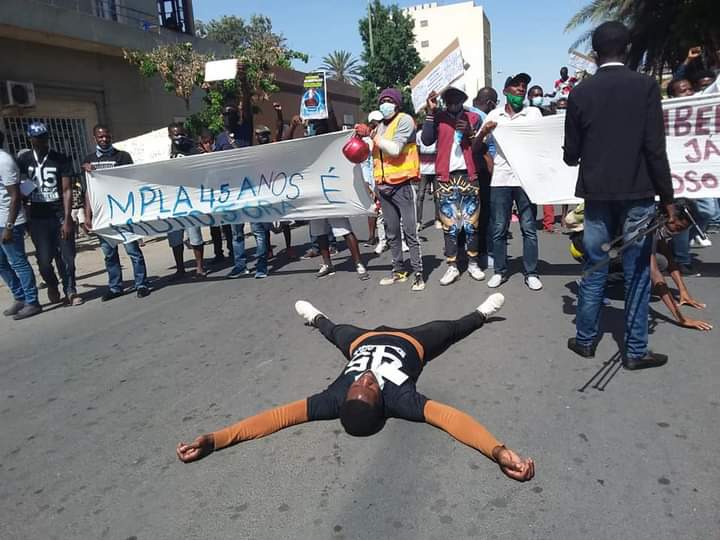 A rede de activistas convida todos os jovens “progressistas” angolanos e não só para a corrente de solidariedade a favor da libertação de Tchilalo João Muhala