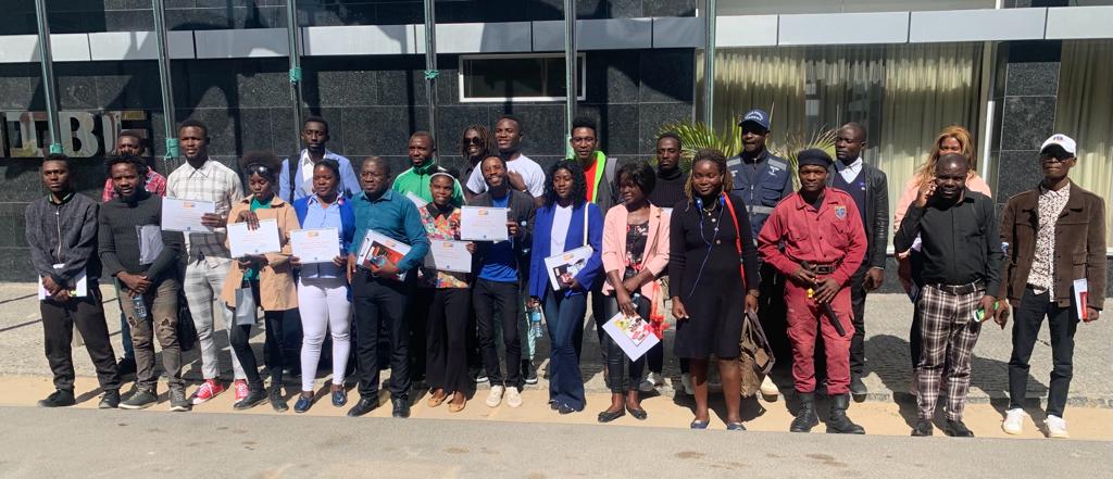 PROJECTO NFV FORMOU TRINTA JOVENS NO NAMIBE  EM JORNALISMO COMUNITÁRIO 