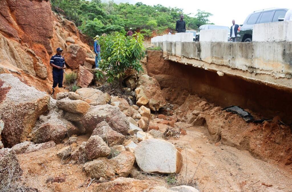 NAMIBE: GOVERNO APROVA PLANO DE REALOJAMENTO DE FAMÍLIAS EM ZONAS DE RISCO NA SERRA DA LEBA E HUMBIA