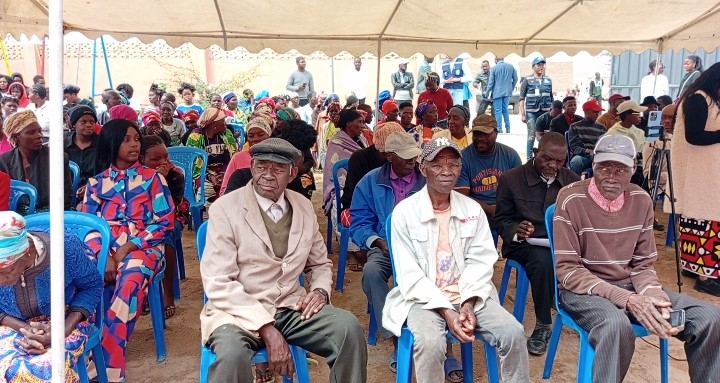 MORADORES DO BAIRRO AIDA NO MUNICÍPIO DE MOÇAMEDES PROVÍNCIA DO NAMIBE CLAMAM POR SERVIÇOS SOCIAIS BÁSICOS E A MELHORIA DOS JÁ EXISTENTES